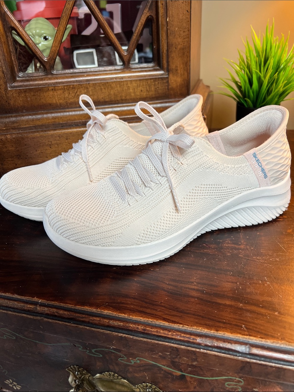 SKETCHERS SLIP-INS Women's Pale Blush Knit Slip-On Sneakers